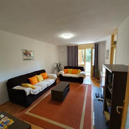 Val Apartment